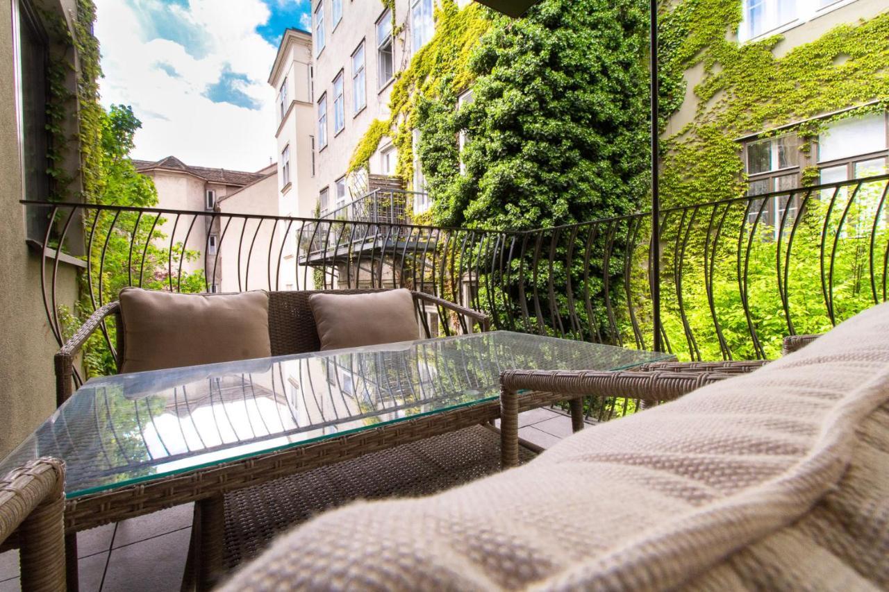 Premium Residence Near Parlament In @YourWenen Buitenkant foto